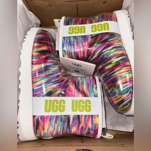 Brand new in box never worn Women's ugg 
Classic Clear Mini Pixelate size 6
